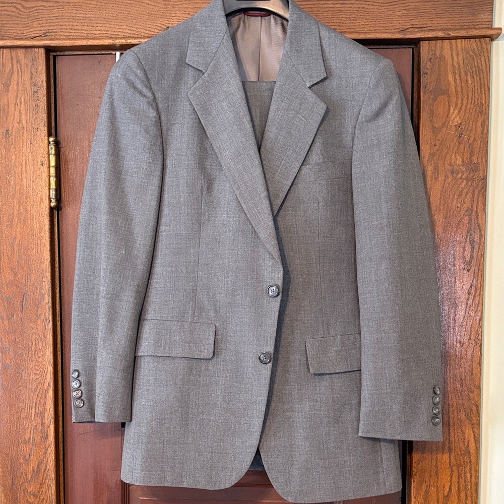 Men’s Hart Schaffer & Marx Suit